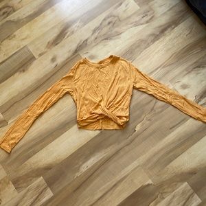 Hollister long sleeve crop top